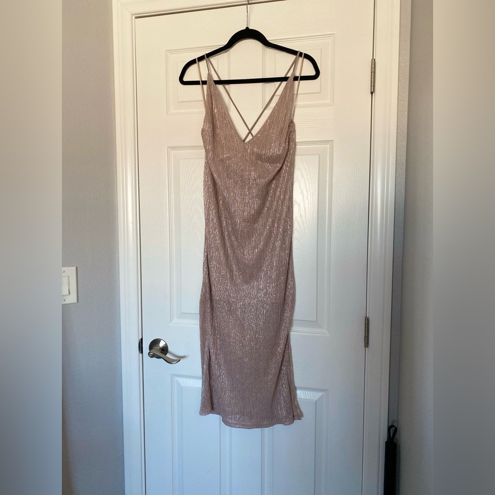 Express Midi Dress - Picture 4 of 12